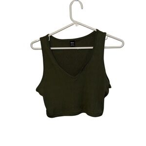 Fitted Green Crop Tank Top